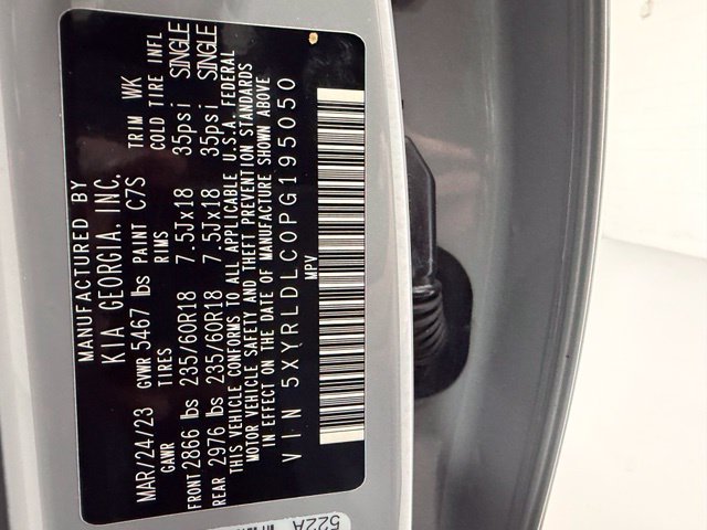 Used 2023 Kia Sorento S w/ Panoramic Sunroof Package AWD/4WD image 23