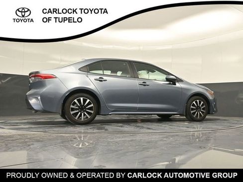 Used 2025 Toyota Corolla LE image 29