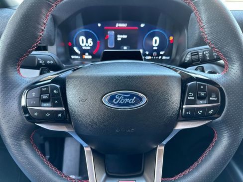Certified 2025 Ford Explorer ST AWD/4WD image 23