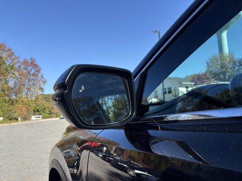 Used 2019 Honda CR-V EX-L image 16