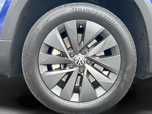 Used 2024 Volkswagen Taos S image 10