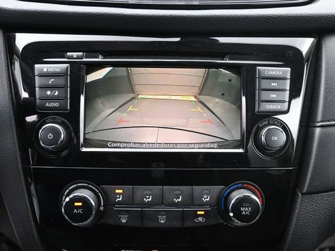 Used 2020 Nissan Rogue S image 11