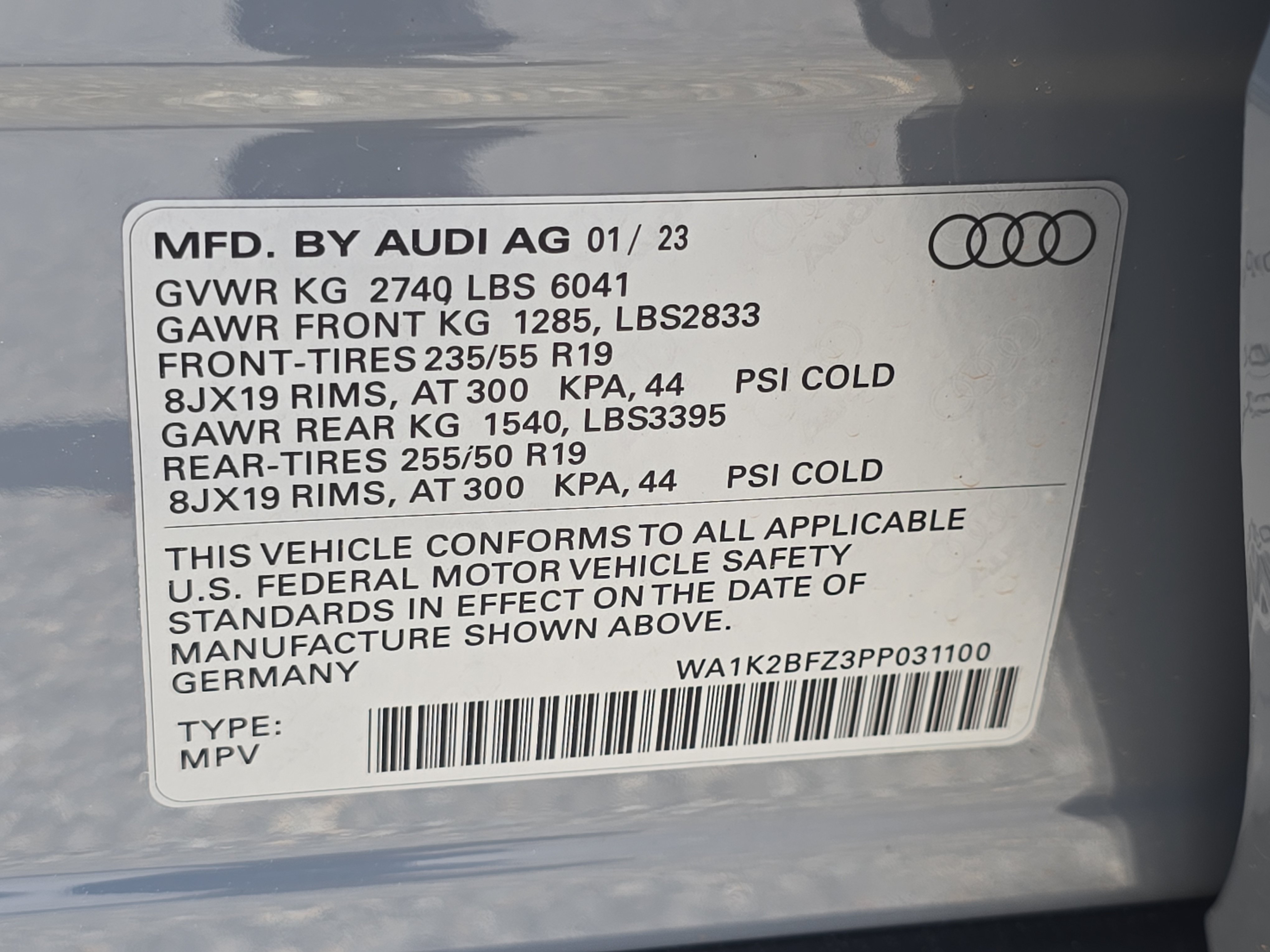 Used 2023 Audi Q4 e-tron Premium w/ Convenience Package AWD/4WD image 35
