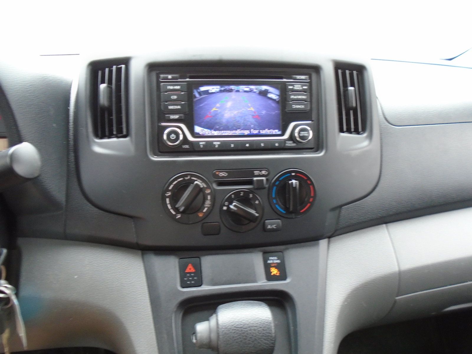 Used 2018 Nissan NV200 S FWD image 15