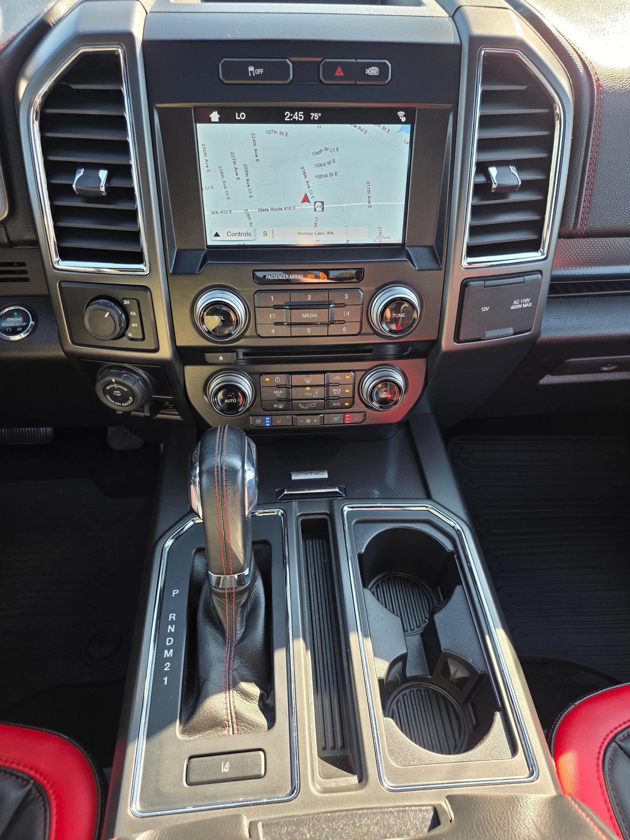 Used 2016 Ford F150 Lariat w/ Equipment Group 502A Luxury AWD/4WD image 18