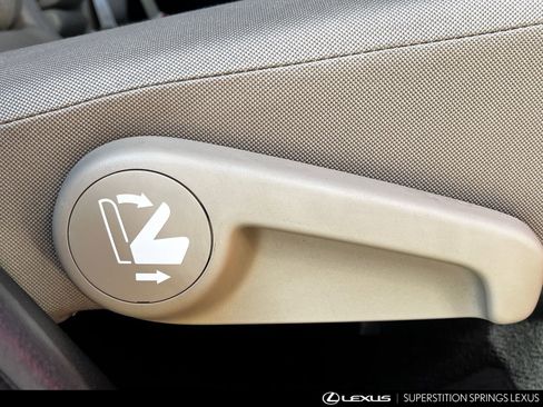 Used 2016 Toyota 4Runner SR5 image 29