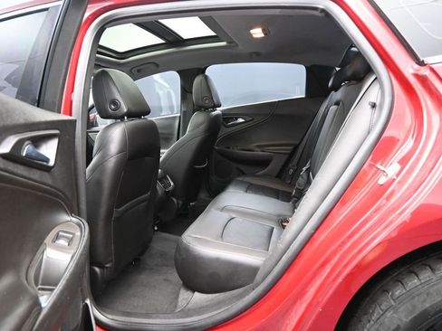 Used 2016 Chevrolet Malibu LT w/ Leather Package FWD image 20