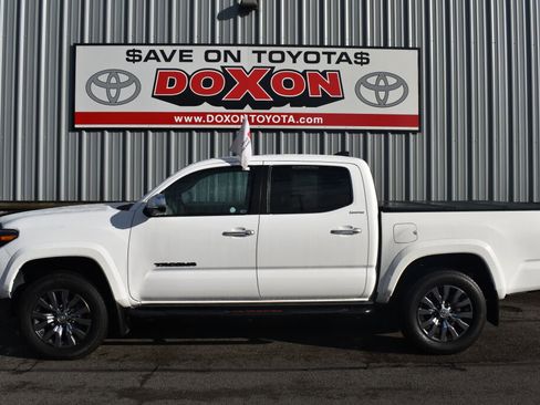 Certified 2021 Toyota Tacoma Limited image 4