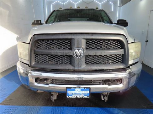 Used 2014 RAM 3500 Tradesman AWD/4WD image 2