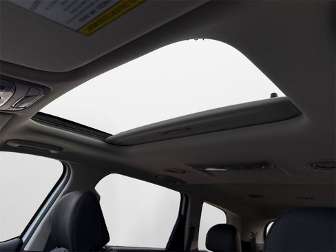 New 2025 Kia Telluride S image 30