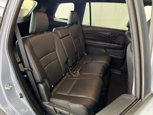 Used 2023 Honda Passport EX-L image 21