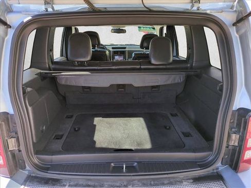 Used 2012 Jeep Liberty Sport AWD/4WD image 6