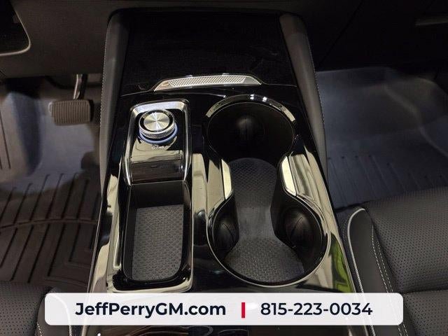 Used 2025 Buick Envision Avenir AWD/4WD image 17