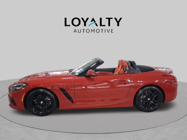Used 2020 BMW Z4 sDrive30i w/ M Sport Package RWD image 2