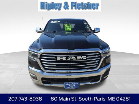 Used 2025 RAM 1500 Laramie AWD/4WD image 3