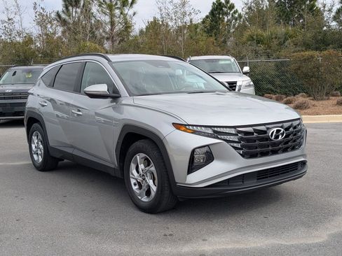 Certified 2022 Hyundai Tucson SEL w/ Cargo Package image 3