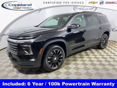 Certified 2025 Chevrolet Traverse LT w/ Enhanced Driving Package