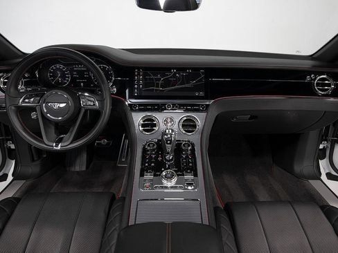 Used 2020 Bentley Continental GT image 23