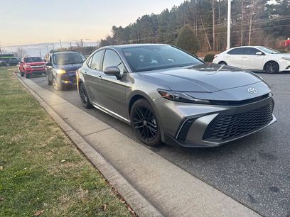 Used 2025 Toyota Camry SE