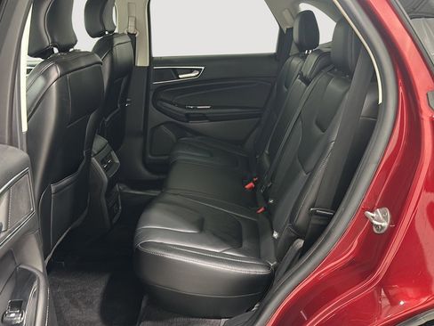 Used 2015 Ford Edge Titanium image 22