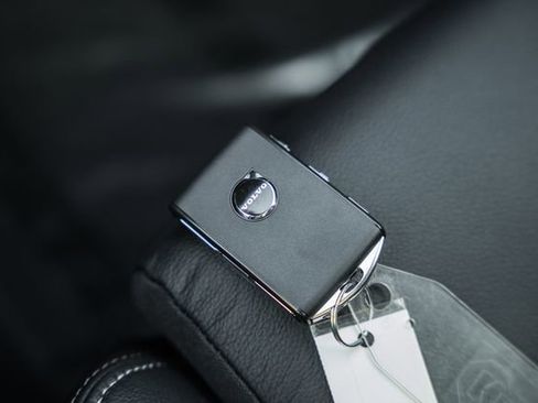 New 2026 Volvo XC40 B5 Plus w/ Climate Package image 46