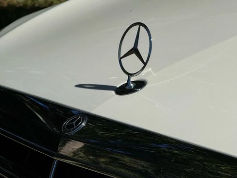 Used 2017 Mercedes-Benz S 550 S 550 Sedan 4D w/ Sport Package image 18