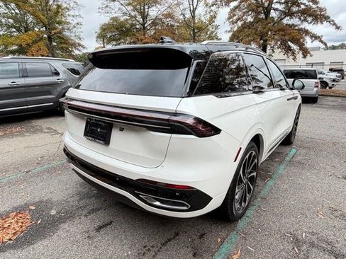 New 2026 Lincoln Nautilus Black Label image 7