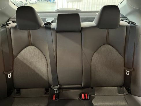 Used 2018 Toyota Camry LE FWD image 22