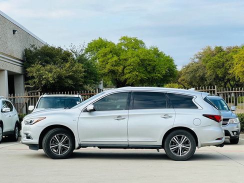Used 2017 INFINITI QX60 FWD w/ Premium Plus Package image 6