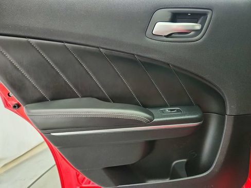Used 2016 Dodge Charger SXT w/ AWD Plus Group image 29