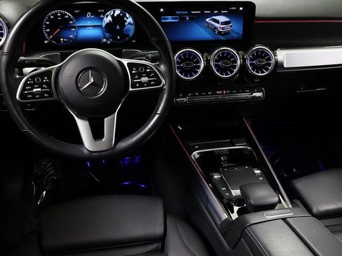 Certified 2023 Mercedes-Benz GLB 250 4MATIC image 15