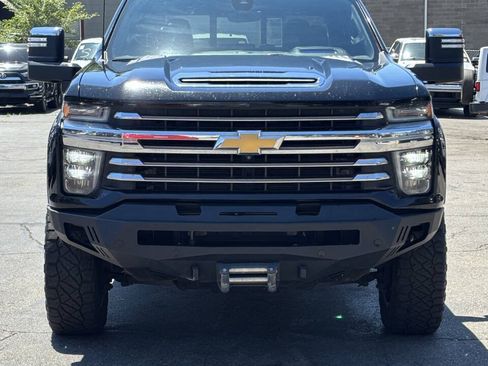 Used 2020 Chevrolet Silverado 2500 High Country w/ Z71 Off-Road Package AWD/4WD image 3