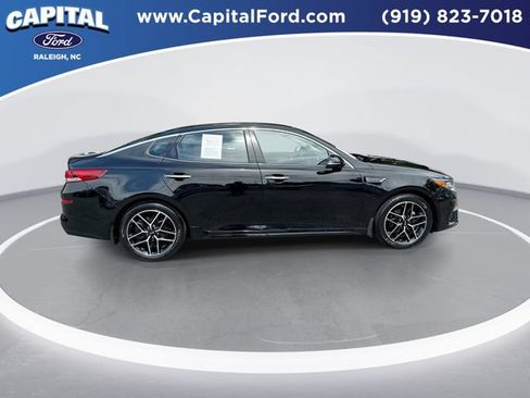 Used 2020 Kia Optima SE FWD image 9