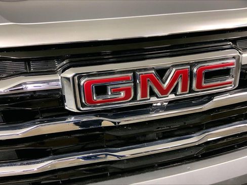 Used 2025 GMC Terrain Elevation image 28