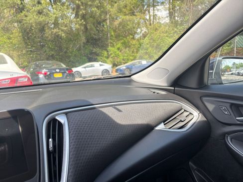 Used 2023 Chevrolet Malibu LT w/ Driver Confidence Package image 36