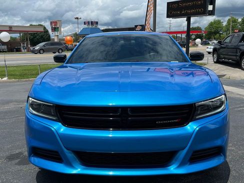 Used 2023 Dodge Charger SXT w/ Cold Weather Package RWD image 3