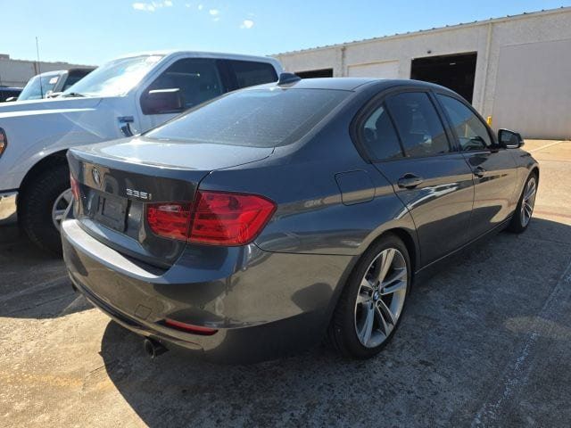 Used 2014 BMW 335i Sedan RWD image 5