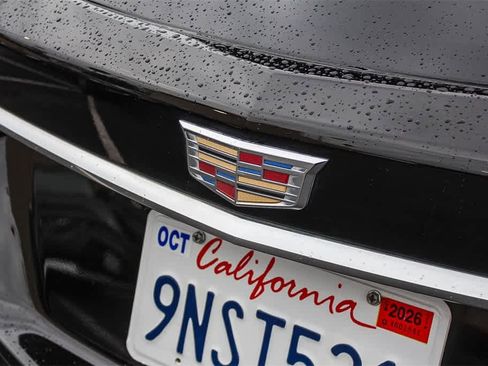 Used 2019 Cadillac XT5 AWD image 12