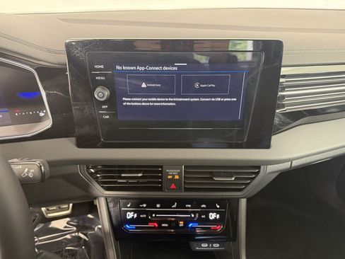 Used 2025 Volkswagen Jetta Sport FWD image 18