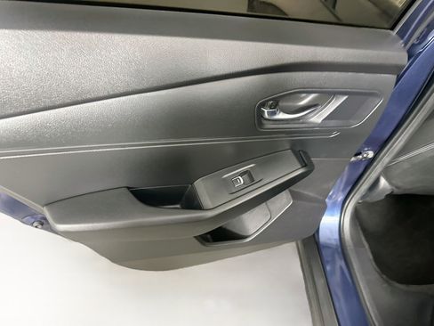 Used 2025 Honda Accord SE image 25