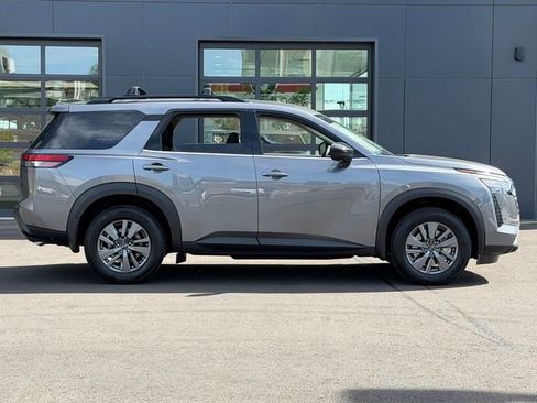 New 2026 Nissan Pathfinder SV FWD image 7