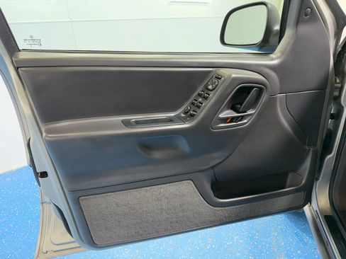 Used 2001 Jeep Grand Cherokee Laredo image 26