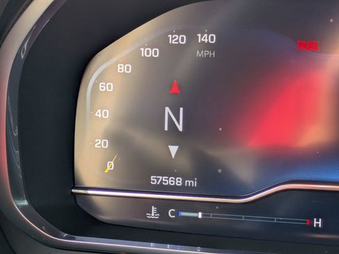 Used 2023 Chevrolet Tahoe Z71 w/ Luxury Package image 21