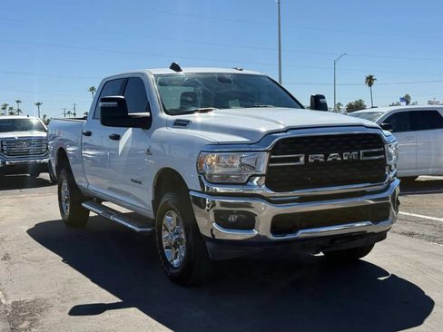 Used 2024 RAM 2500 Big Horn w/ Off Road Package AWD/4WD image 9