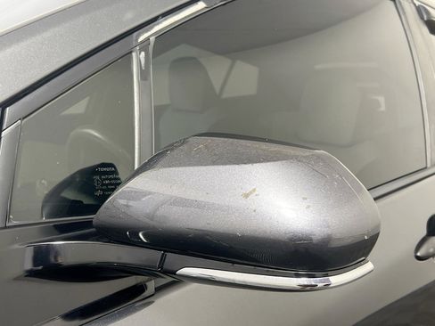 Used 2017 Toyota Prius Four Touring image 12