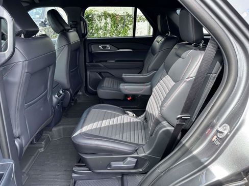 Used 2026 Ford Explorer ST-Line AWD/4WD image 13