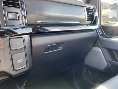 Used 2024 Ford F250 Lariat w/ Lariat Ultimate Package image 36