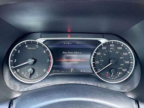 Used 2020 Nissan Sentra SV FWD image 26