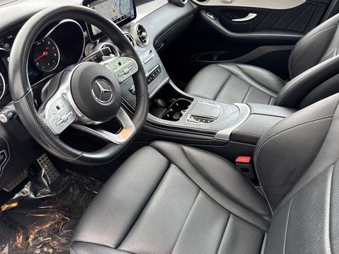 Certified 2022 Mercedes-Benz GLC 300 4MATIC image 4