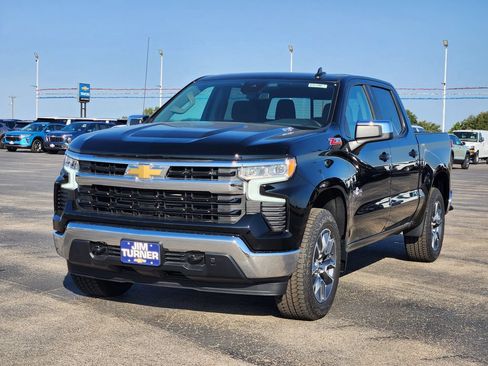 New 2026 Chevrolet Silverado 1500 LT w/ Texas Edition Plus AWD/4WD image 2